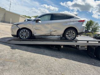 2024 Toyota Venza Limited - Exterior Side Driver Image